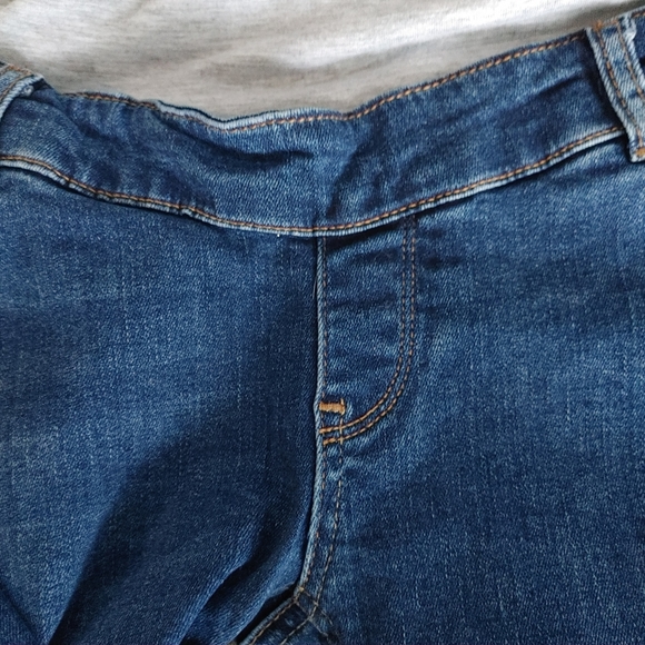 GeBe Maternity over-the-bump skinny jeans, mid-wash, SZ 4 (US) - Picture 6 of 7